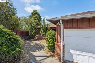 2005 Harper St, El Cerrito, CA 94530 - Photo 3