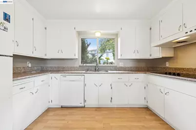 2005 Harper St, El Cerrito, CA 94530 - Photo 37