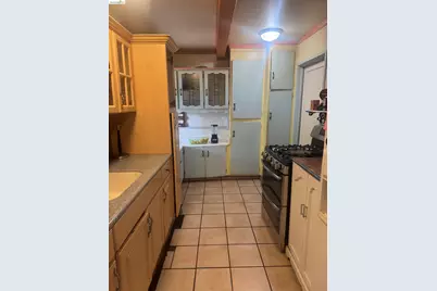 2029 Highland Dr, Concord, CA 94520 - Photo 5