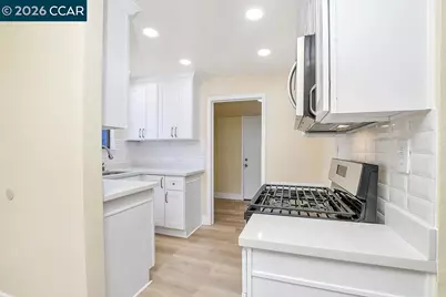 2520 Harrington Ave, Oakland, CA 94601 - Photo 9