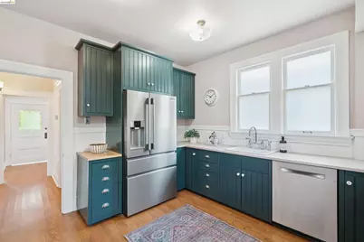 2903 Wheeler St, Berkeley, CA 94705 - Photo 19