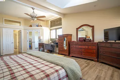 2017 Walnut Blvd, Brentwood, CA 94513 - Photo 17