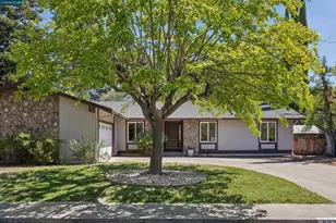 633 Laird Ln, Lafayette, CA 94549 - Photo 1