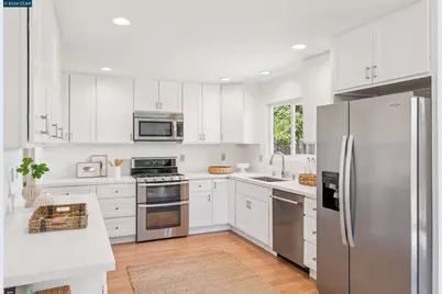 633 Laird Ln, Lafayette, CA 94549 - Photo 9