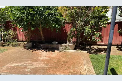 379 N Sierra Madre St, Mountain House, CA 95391 - Photo 21