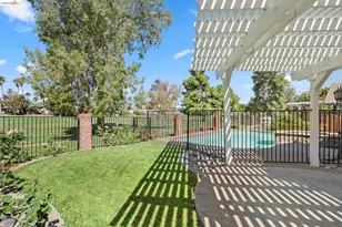 2216 Colonial Ct, Discovery Bay, CA 94505 - Photo 37