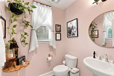 5456 Mountain Ridge Way, Antioch, CA 94531 - Photo 17