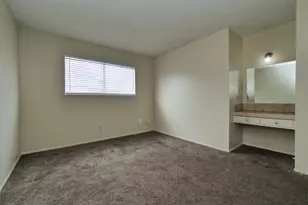 221 Kingston Ln, Modesto, CA 95354 - Photo 21