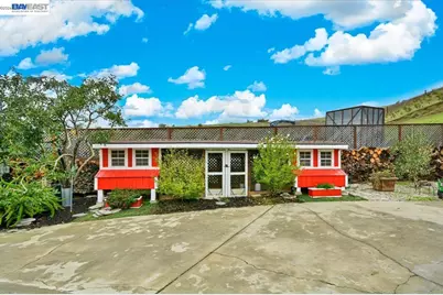 26928 Palomares Rd, Castro Valley, CA 94552 - Photo 17