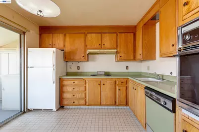 339 Broadway #307, Alameda, CA 94501 - Photo 3