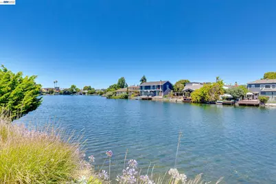 339 Broadway #307, Alameda, CA 94501 - Photo 17