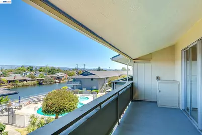 339 Broadway #307, Alameda, CA 94501 - Photo 7