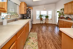 3263 Vineyard Ave, Pleasanton, CA 94566 - Photo 5