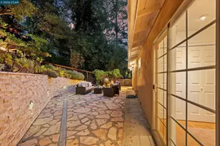 1130 Glencourt Dr, Oakland, CA 94611 - Photo 29