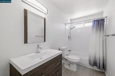 2750 Gomes Ct, Tracy, CA 95376 - Photo 23
