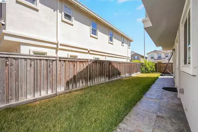 3001 Aragon Dr, Pittsburg, CA 94565 - Photo 15