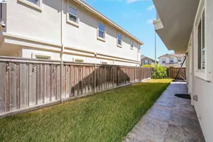 3001 Aragon Dr, Pittsburg, CA 94565 - Photo 15