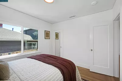 1300 Kains Ave, Berkeley, CA 94702 - Photo 33