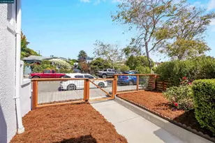 1300 Kains Ave, Berkeley, CA 94702 - Photo 11