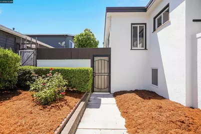 1300 Kains Ave, Berkeley, CA 94702 - Photo 9