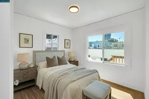 1300 Kains Ave, Berkeley, CA 94702 - Photo 27