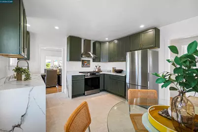 1300 Kains Ave, Berkeley, CA 94702 - Photo 25