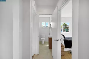 1300 Kains Ave, Berkeley, CA 94702 - Photo 33