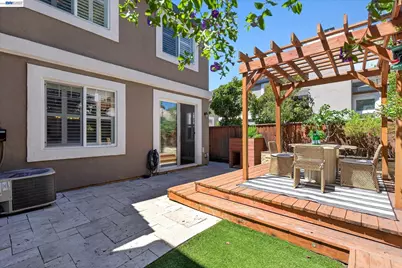 2038 Mulberry Cmn, Livermore, CA 94551 - Photo 25