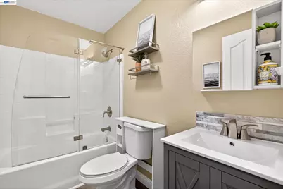 2038 Mulberry Cmn, Livermore, CA 94551 - Photo 23
