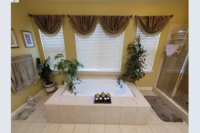 1250 Lagoon Rd, Pleasanton, CA 94566 - Photo 7
