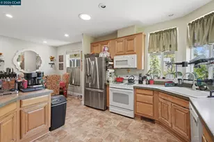 37 Terrace Dr, Concord, CA 94518 - Photo 47