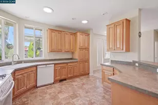 37 Terrace Dr, Concord, CA 94518 - Photo 17