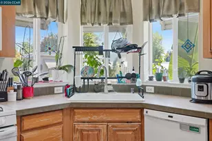 37 Terrace Dr, Concord, CA 94518 - Photo 49