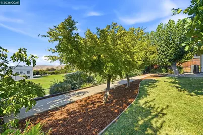 5525 Lewis Way, Concord, CA 94521 - Photo 35