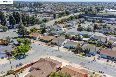 3675 Monterey Blvd, San Leandro, CA 94578 - Photo 41