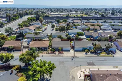 3675 Monterey Blvd, San Leandro, CA 94578 - Photo 39