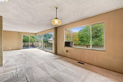 635 Longridge Road, Oakland, CA 94610 - Photo 9