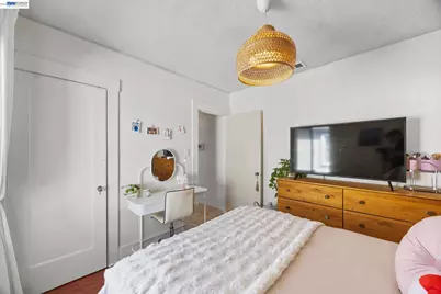 1687 70th Ave, Oakland, CA 94621 - Photo 21