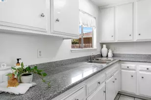 5253 Iris Way, Livermore, CA 94551 - Photo 11