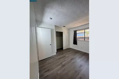 7516 Whisperwillow Dr, Sacramento, CA 95828 - Photo 13