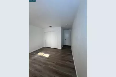 7516 Whisperwillow Dr, Sacramento, CA 95828 - Photo 15