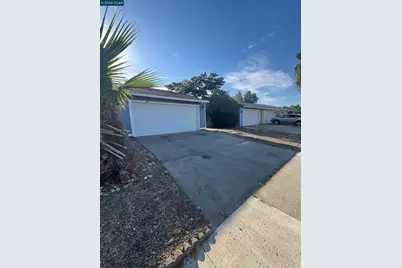 7516 Whisperwillow Dr, Sacramento, CA 95828 - Photo 31