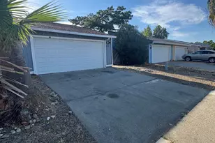 7516 Whisperwillow Dr, Sacramento, CA 95828 - Photo 31
