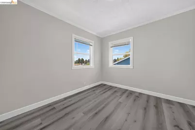 3240 Logan St, Oakland, CA 94601 - Photo 13