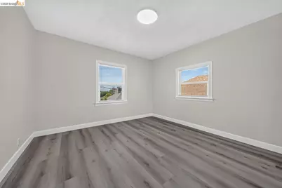 3240 Logan St, Oakland, CA 94601 - Photo 11
