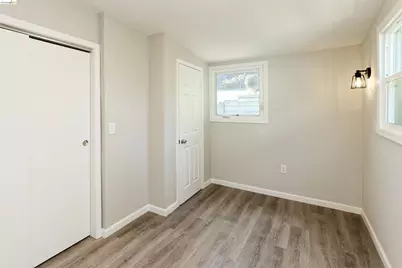 437 51st St, Oakland, CA 94609 - Photo 23