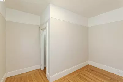437 51st St, Oakland, CA 94609 - Photo 11