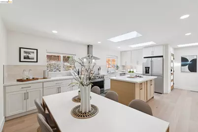 24 Somerset Rd, Piedmont, CA 94611 - Photo 3