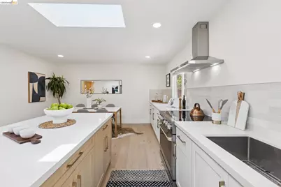 24 Somerset Rd, Piedmont, CA 94611 - Photo 23