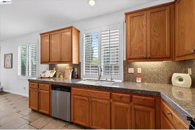 2661 Zepher Ct, Antioch, CA 94531 - Photo 51